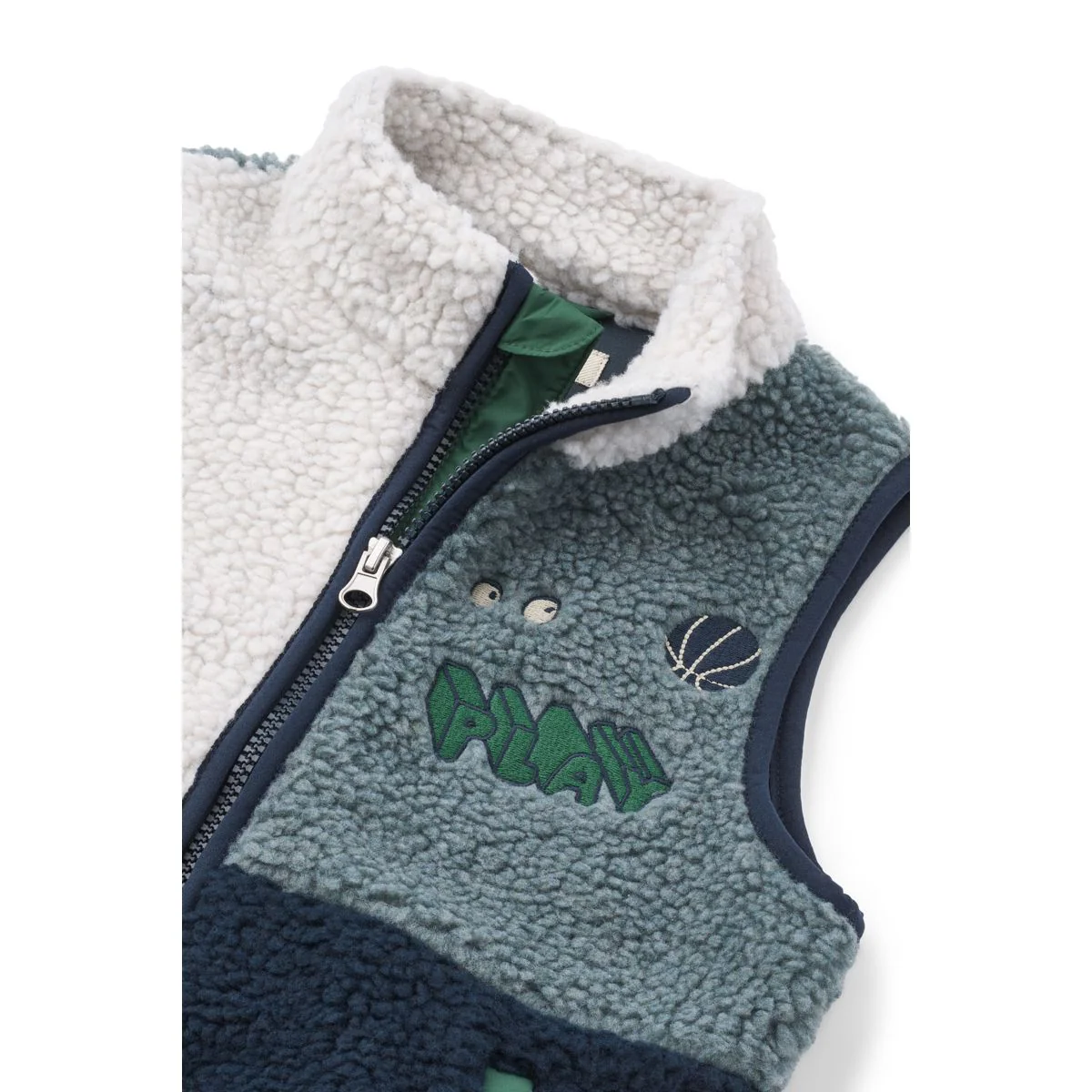 Vada Pile Vest - Play mix - Image 3